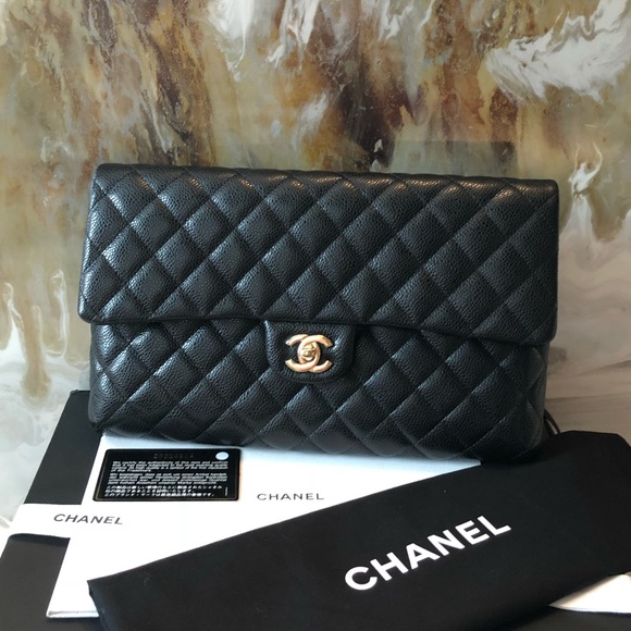 Chanel 18S Black Caviar CC Turnlock Flap Clutch - Picture 7 of 8